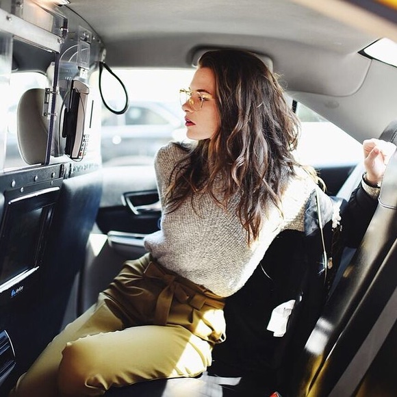 Meet your Posher, Lisa - Picture 7 of 7